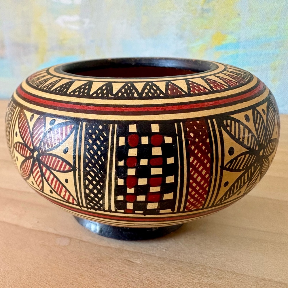 Vintage Small Black and Red Patterned Ceramic Bowl